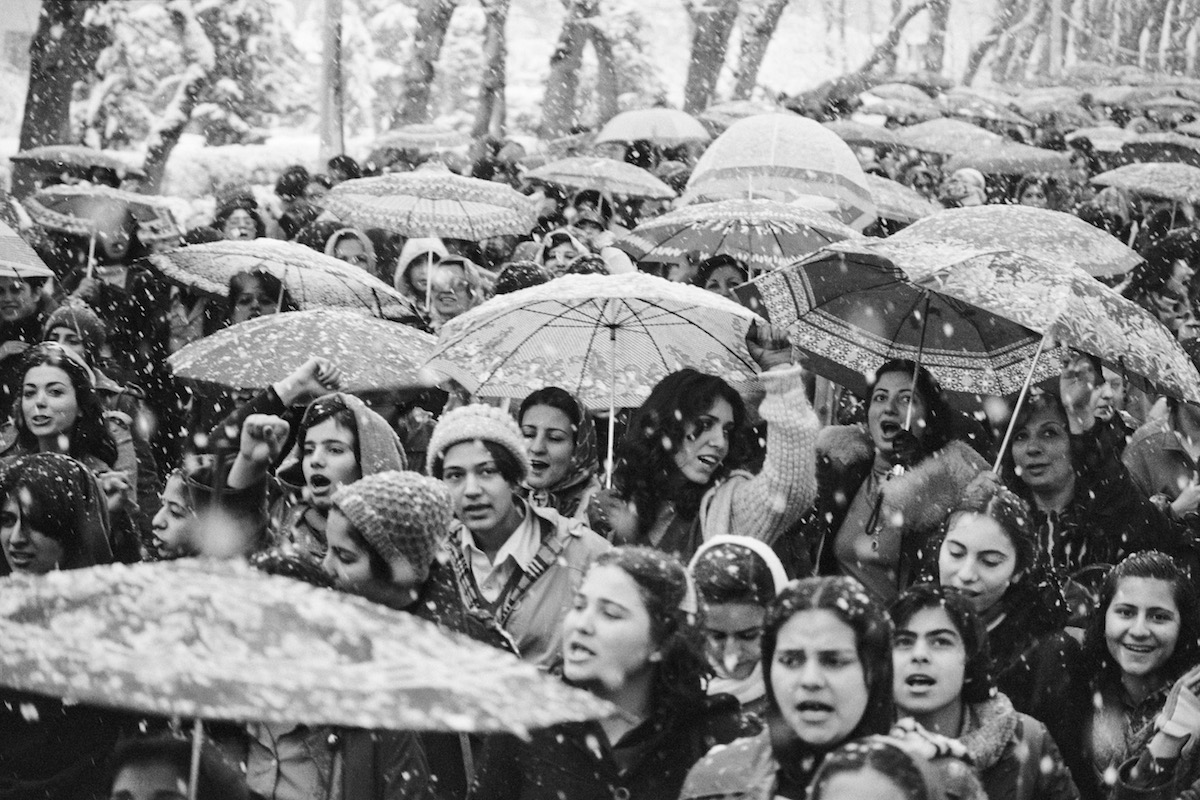 Iranian women protested the headscarf1979