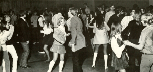 College Dance Days: 25 Photos from 1968-1971 - Flashbak