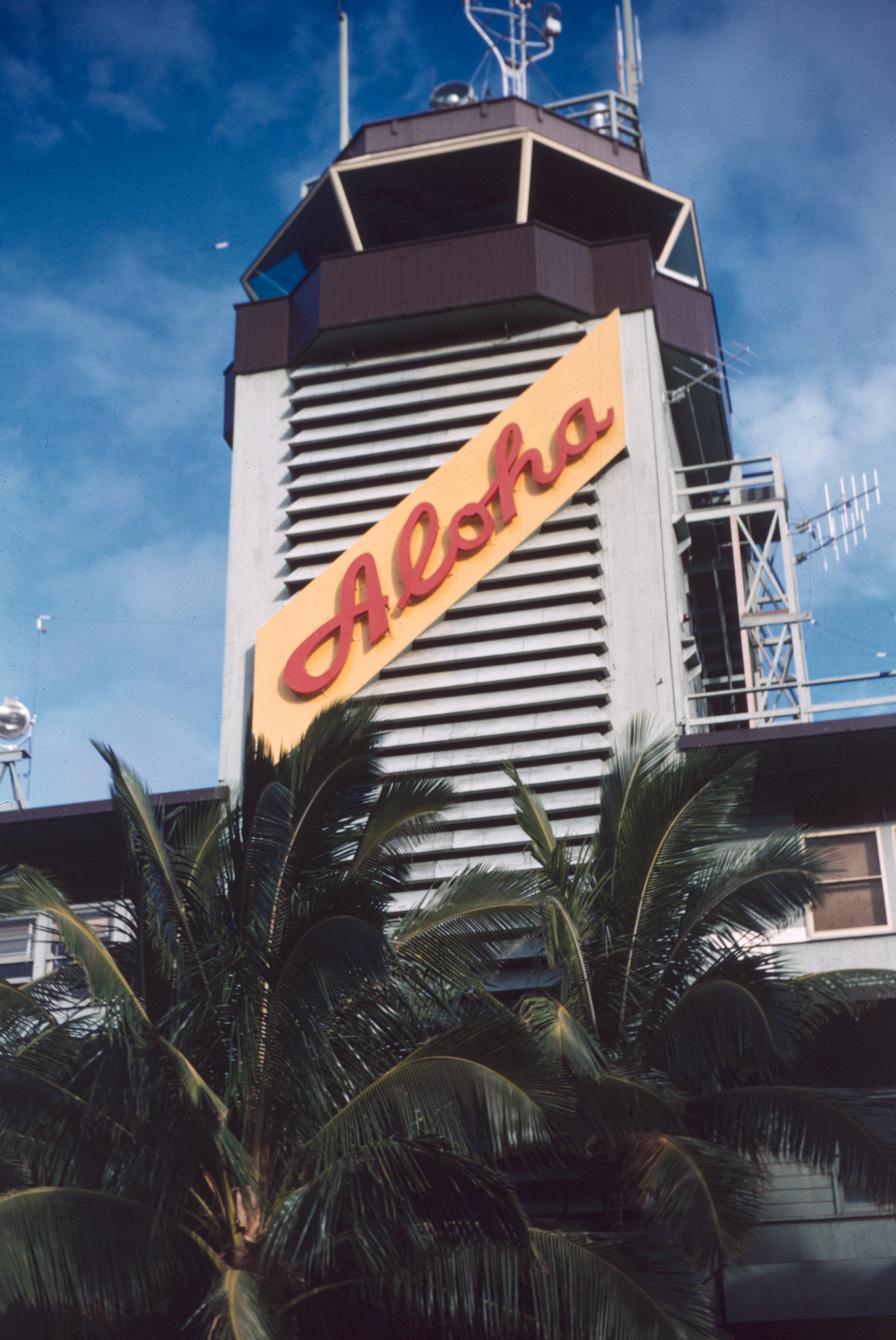 Honolulu control tower, Aug 1956
