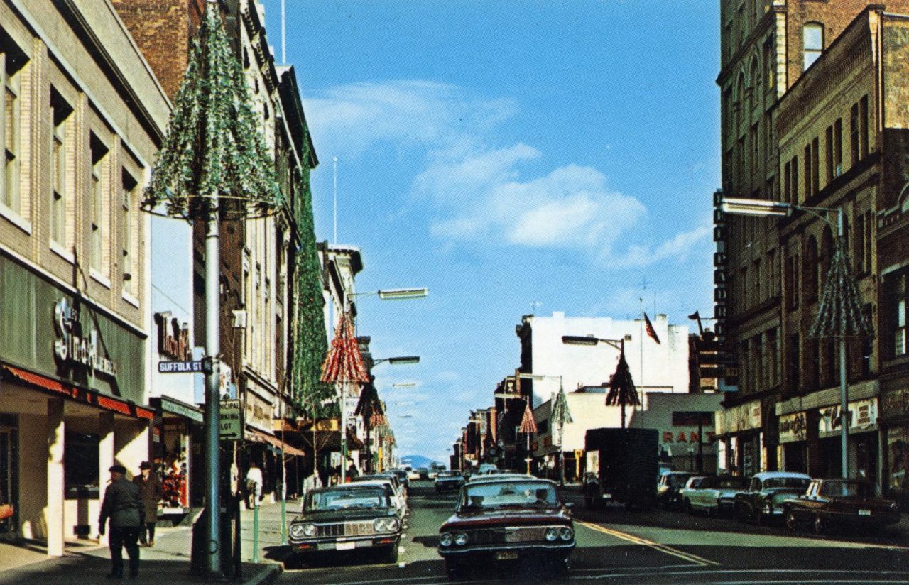 Christmas on High Street Holyoke MA The City's main shopping street