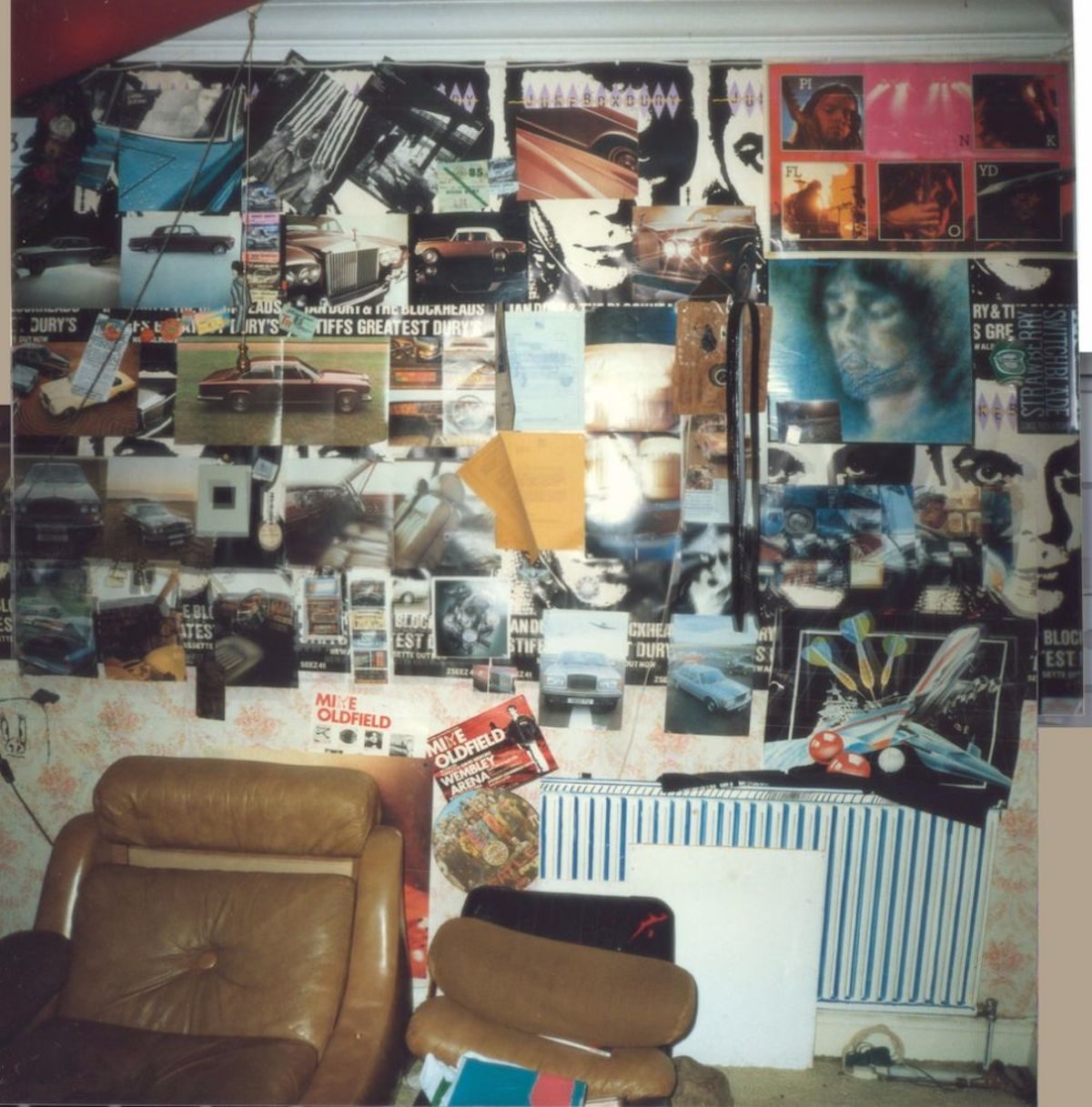 teenagers 1980s bedroom walls