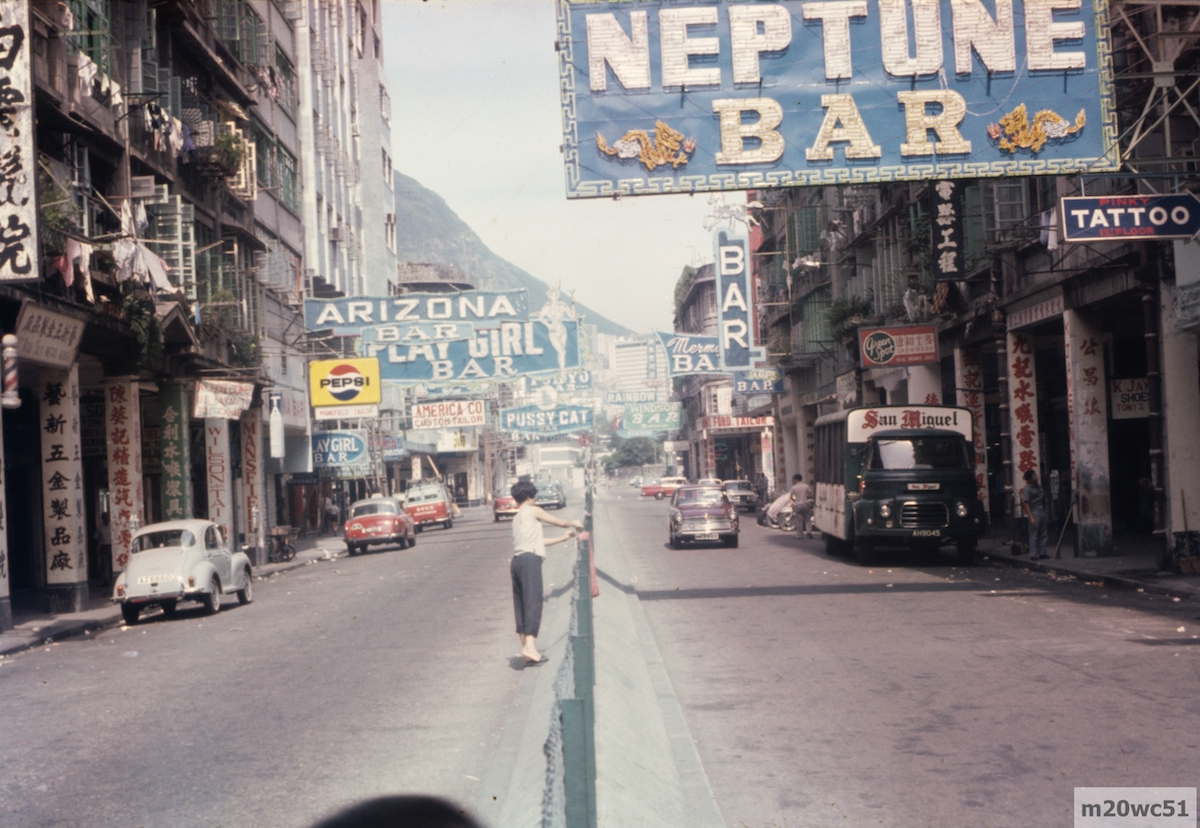 wanchai bars hong kong 1970s1960s-33 - Flashbak