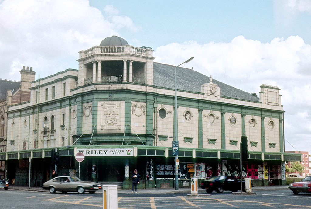 The Grosvenor Picture Palace building at All Saints, photographed in 1985 when occupied by the Riley Snooker Club. 