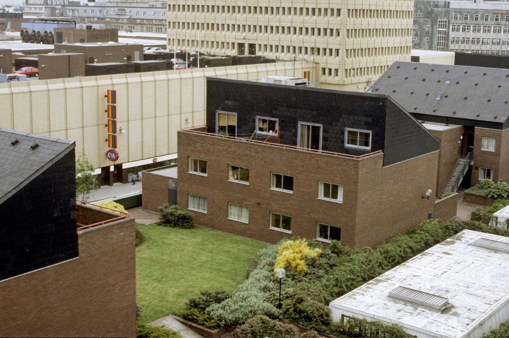Maisonettes on the roof of the north section of the Manchester Arndale Centre, photographed in May 1985.
