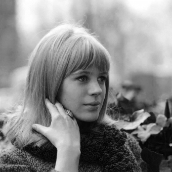 Marianne Faithfull in Paris | 1964 | Photographed by Roger Kasparian ...