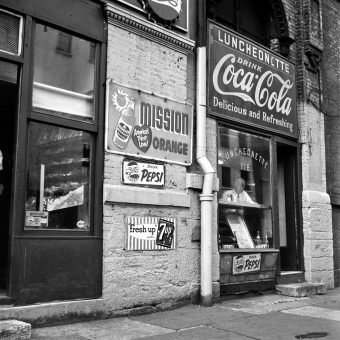 Vivian Maier: Lost Photographs Of 1950s New York - Flashbak