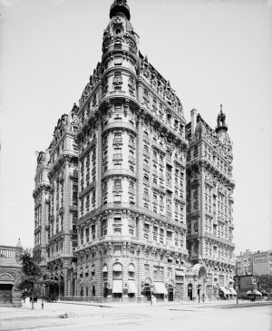 A Night At New York's Banging Continental Baths - Flashbak