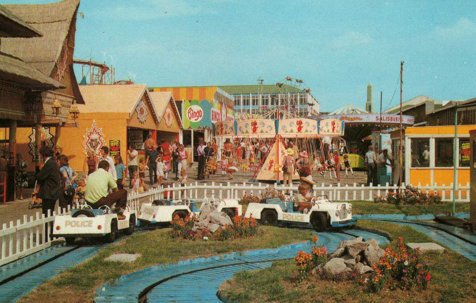 British Amusement Park And Fun Fair Postcards From The 1960s - Flashbak