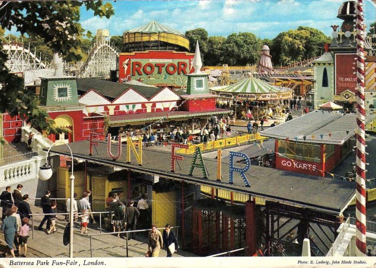 British Amusement Park and Fun Fair Postcards from the 1960s - Flashbak