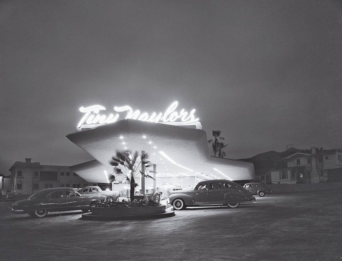 Marvin Rand’s 1949 image of a Los Angeles drive-in by architect Douglas Honnold.