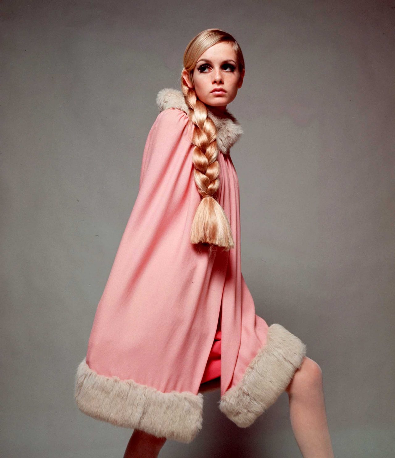 A Marvellous Collection of Photos of Dame Lesley Lawson aka Twiggy