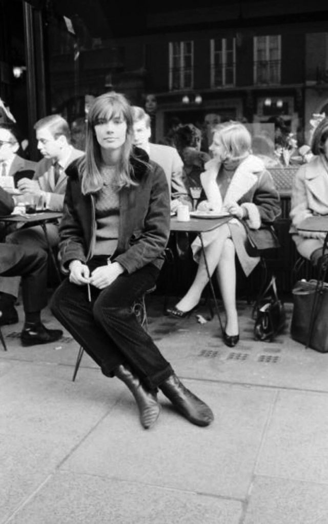 Photographs of Singer Françoise Hardy in London - Flashbak