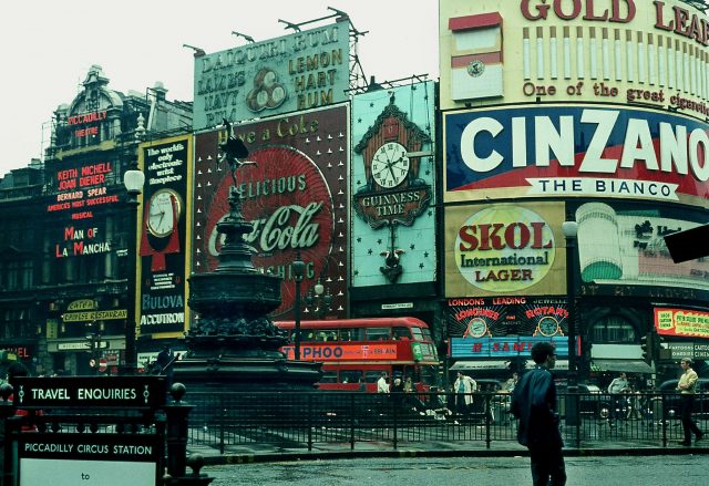 24 Color Photos Of Swinging London - 1967-1969 - Flashbak