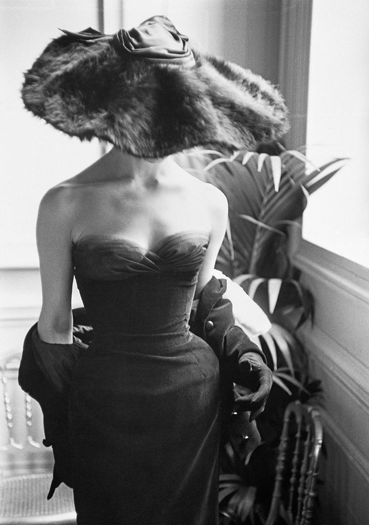 ‘Dior Gown with Fur Hat,’ Paris, 1954, Mark Shaw © Mark Shaw : mptvimages.com