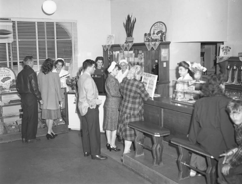 Currie’s Ice Cream Parlors LA 1946 California