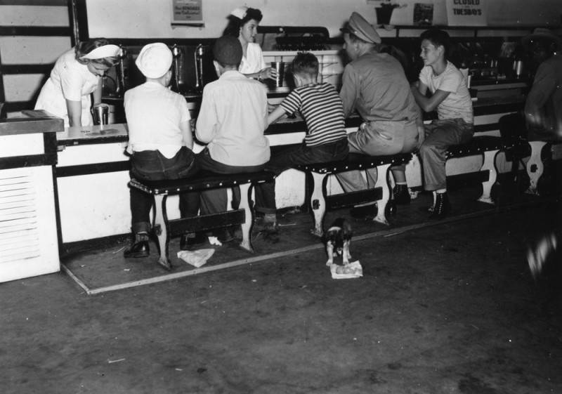 Currie’s Ice Cream Parlors LA 1946 California