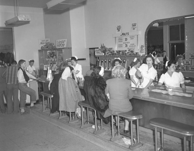 Currie’s Ice Cream Parlors LA 1946 California