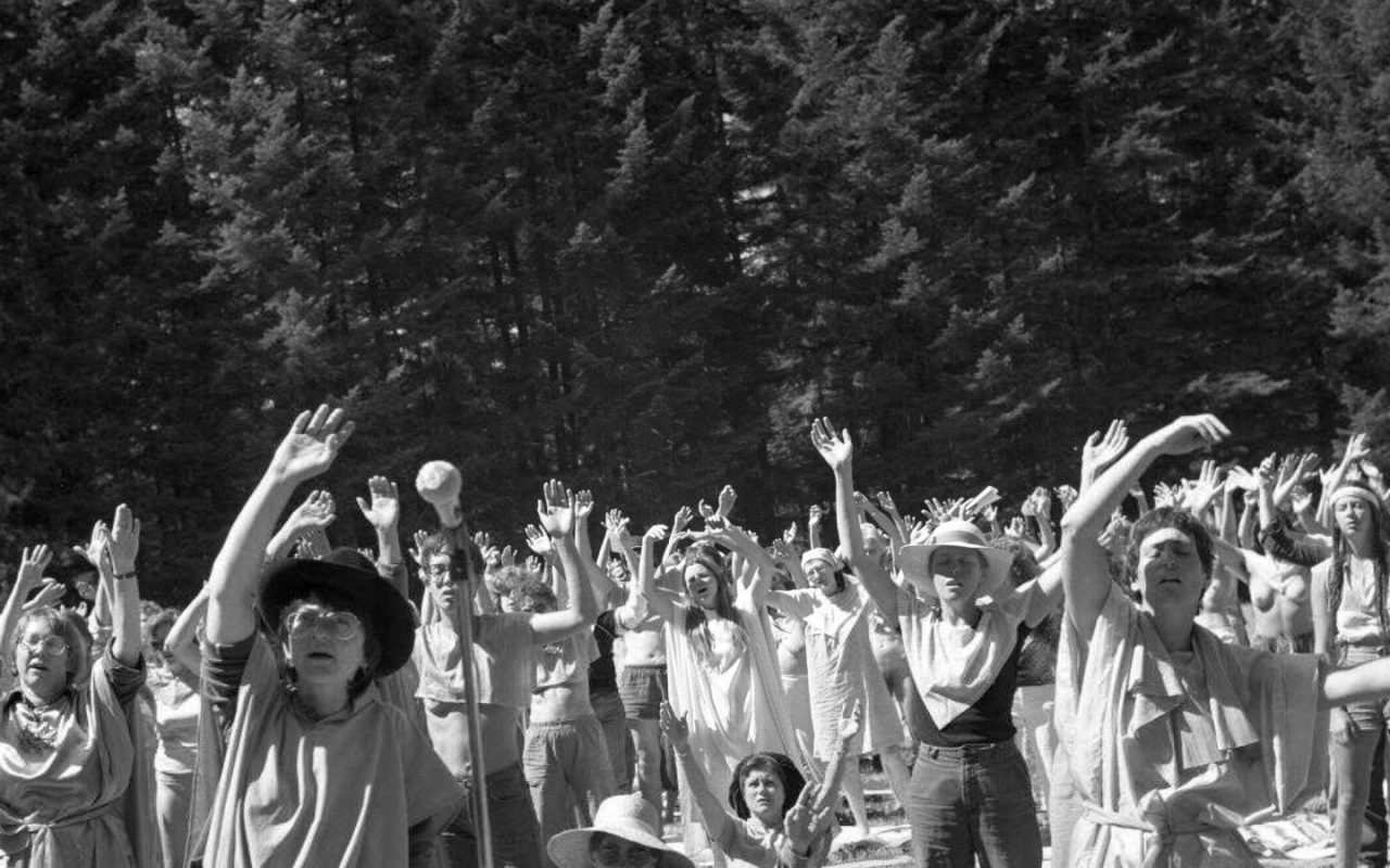 Lesbian commune Oregon 1970s