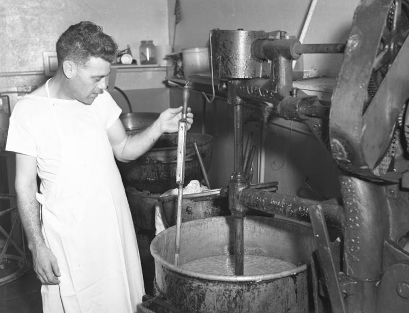 Currie’s Ice Cream Parlors LA 1946 California