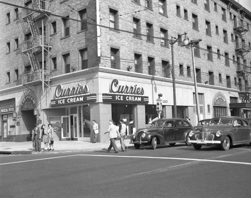 Currie’s Ice Cream Parlors LA 1946 California