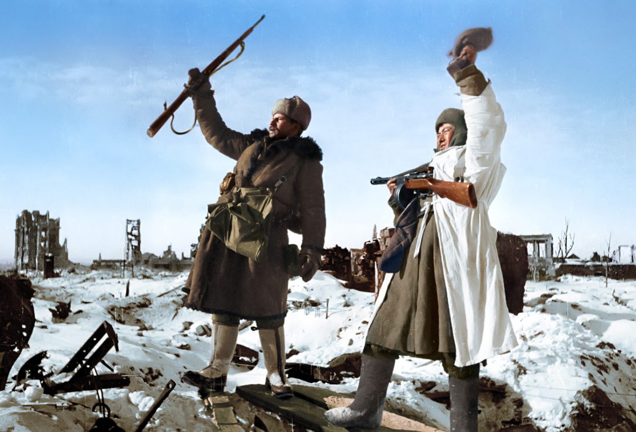 Wonderful Colorized Portraits Of Russian Fighters In World War 2 - Flashbak