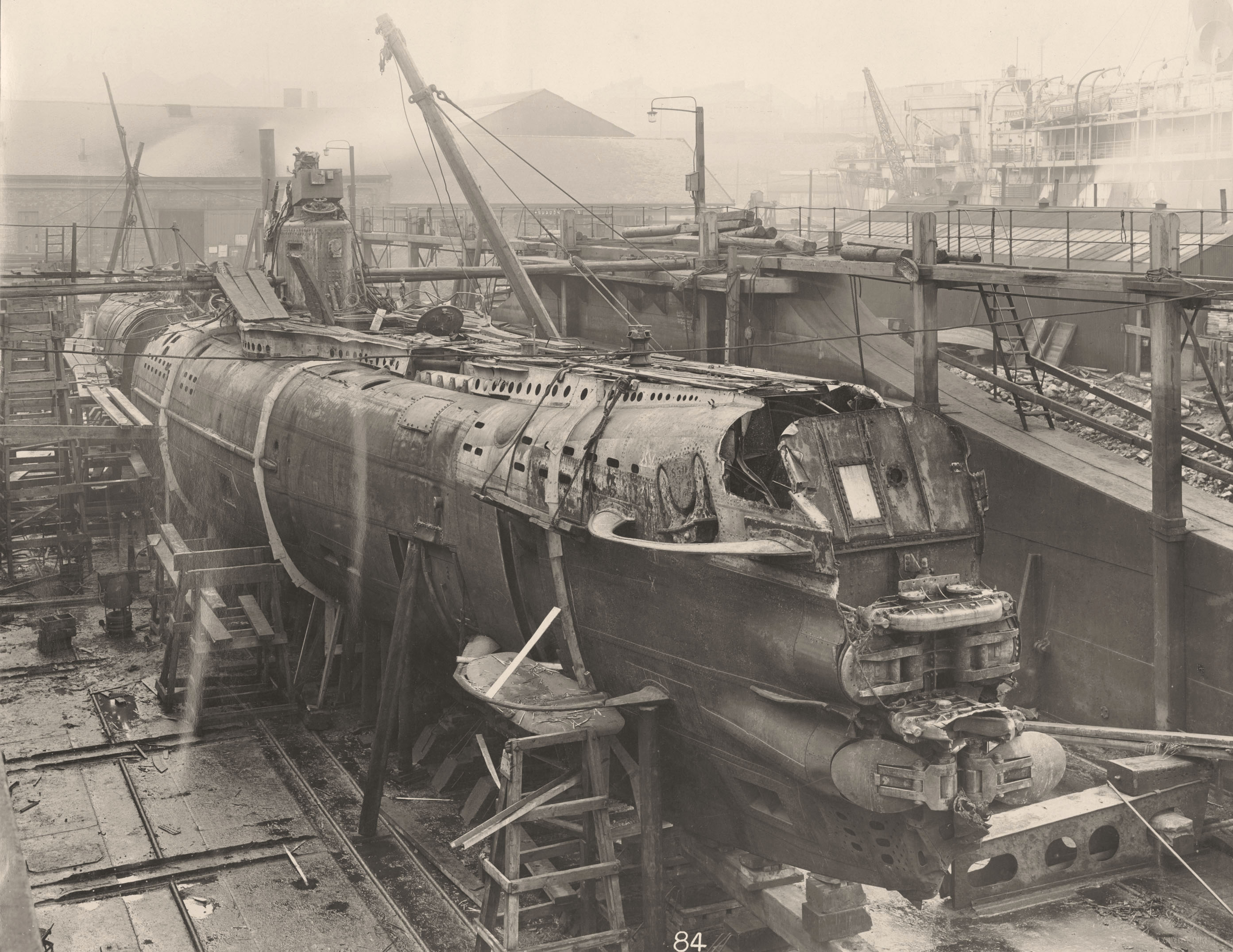 Extraordinary Photographs of a Captured WW1 U-Boat Submarine (1918 ...