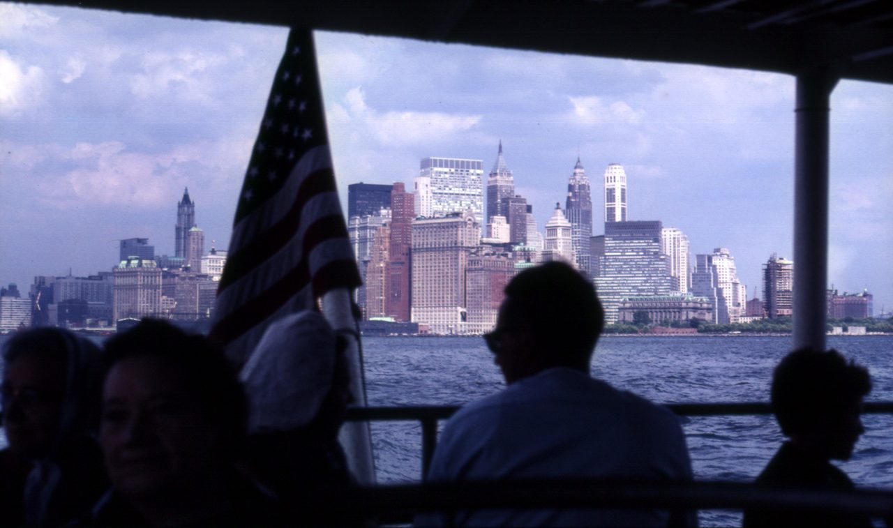 new-york-city-from-a-tour-boat-1967_1393442044_o - Flashbak