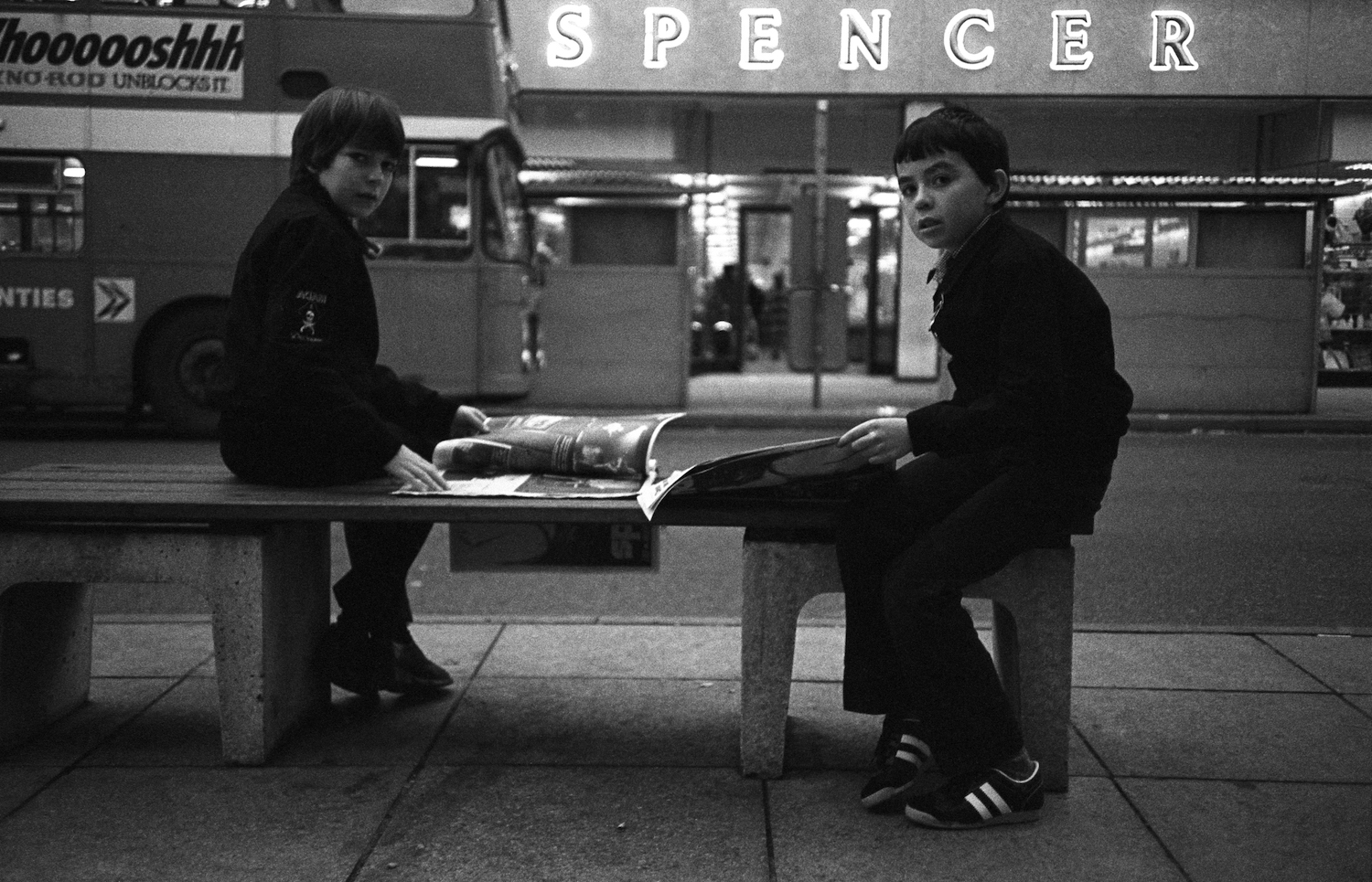 reunions chris porsz street photography peterborough 1970s 