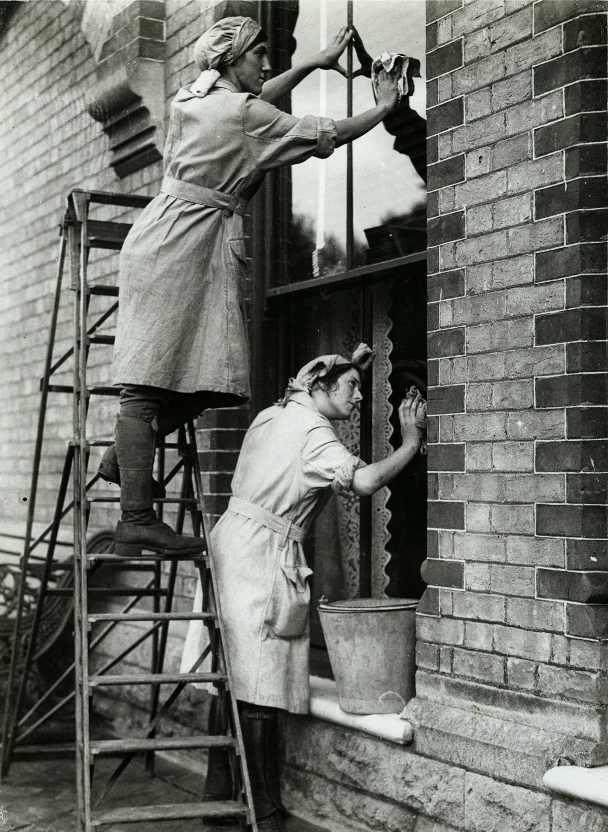 1918 Women World War workers