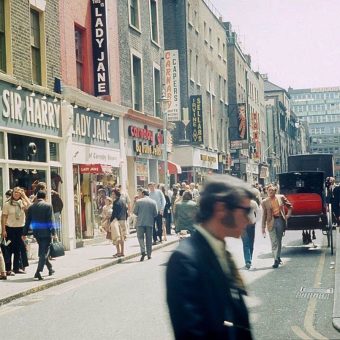 Once the ‘Swingingest Street in the World’: Pictures of Carnaby Street 1924-1975
