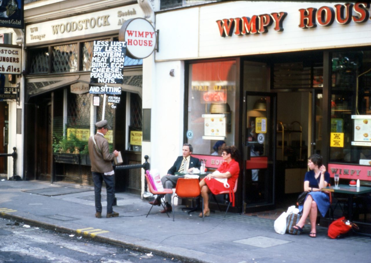 Stanley Owen Green outside a Wimpy 1976 Blackthorne57 - Flashbak