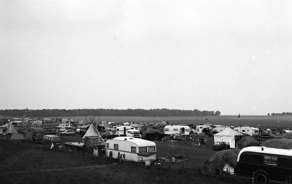 Stonehenge-free-festival-1984