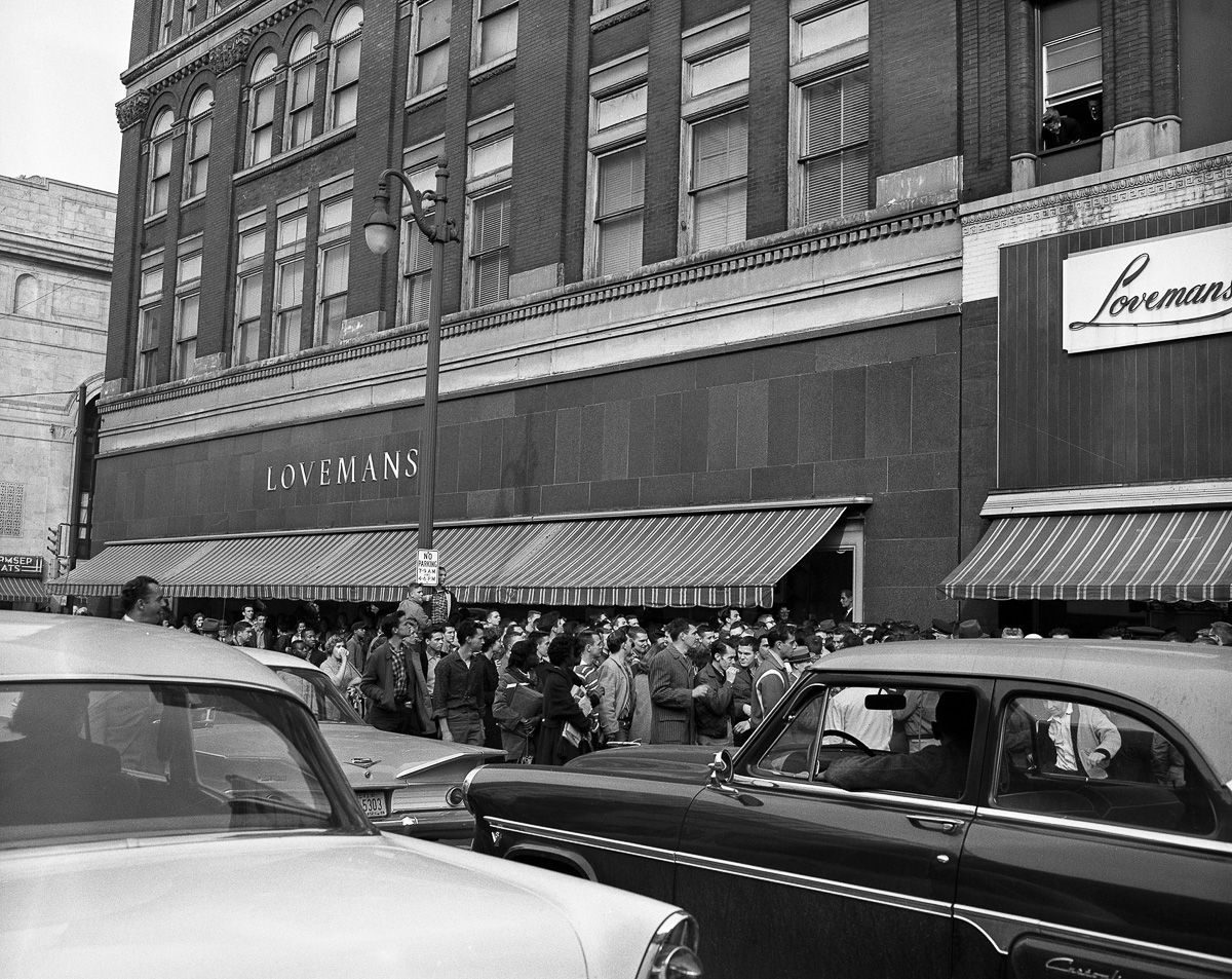 February 1960 Chattanooga sit-ins Courageous high schoolers take on angry mobs and fire hoses