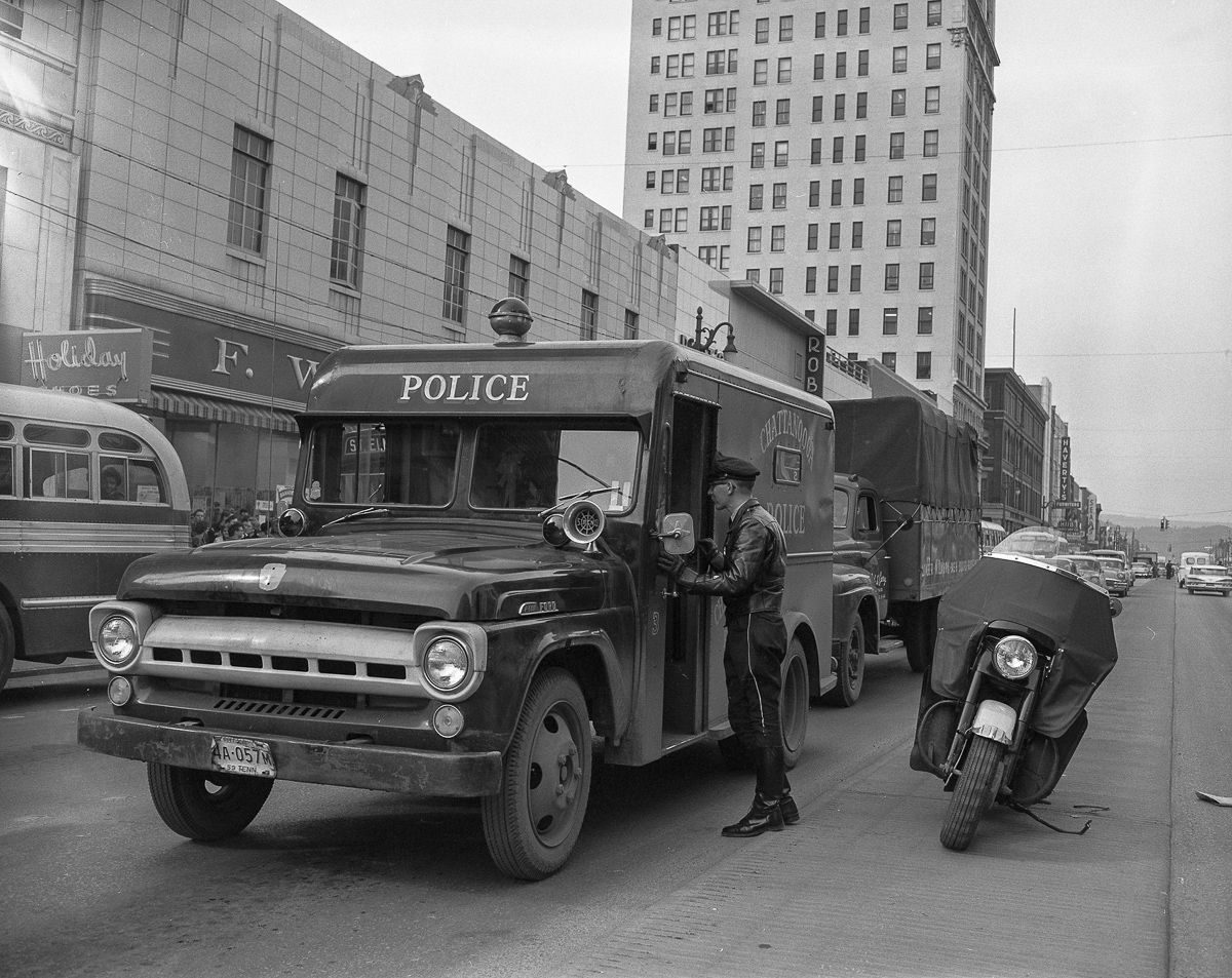 February 1960 Chattanooga sit-ins Courageous high schoolers take on angry mobs and fire hoses