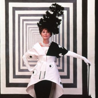 Fashion: An Anthology – The Mastery of Cecil Beaton and Vern Lambert in 1971
