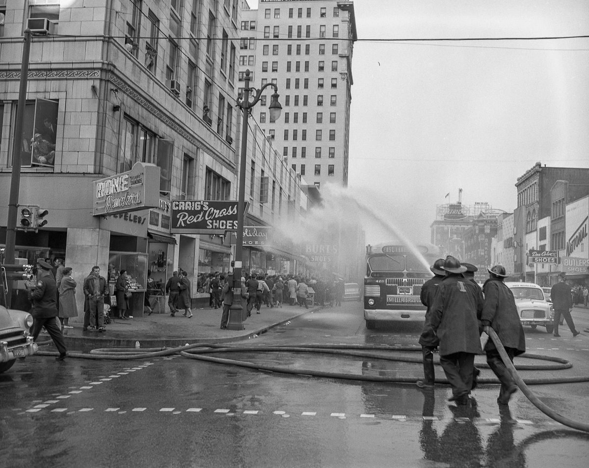 February 1960 Chattanooga sit-ins Courageous high schoolers take on angry mobs and fire hoses