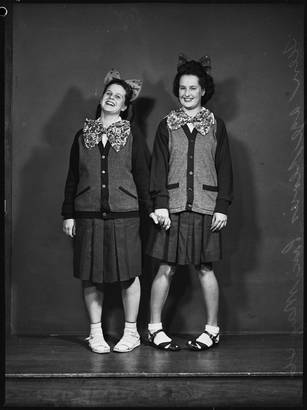 teenagers, Sydney, 1946