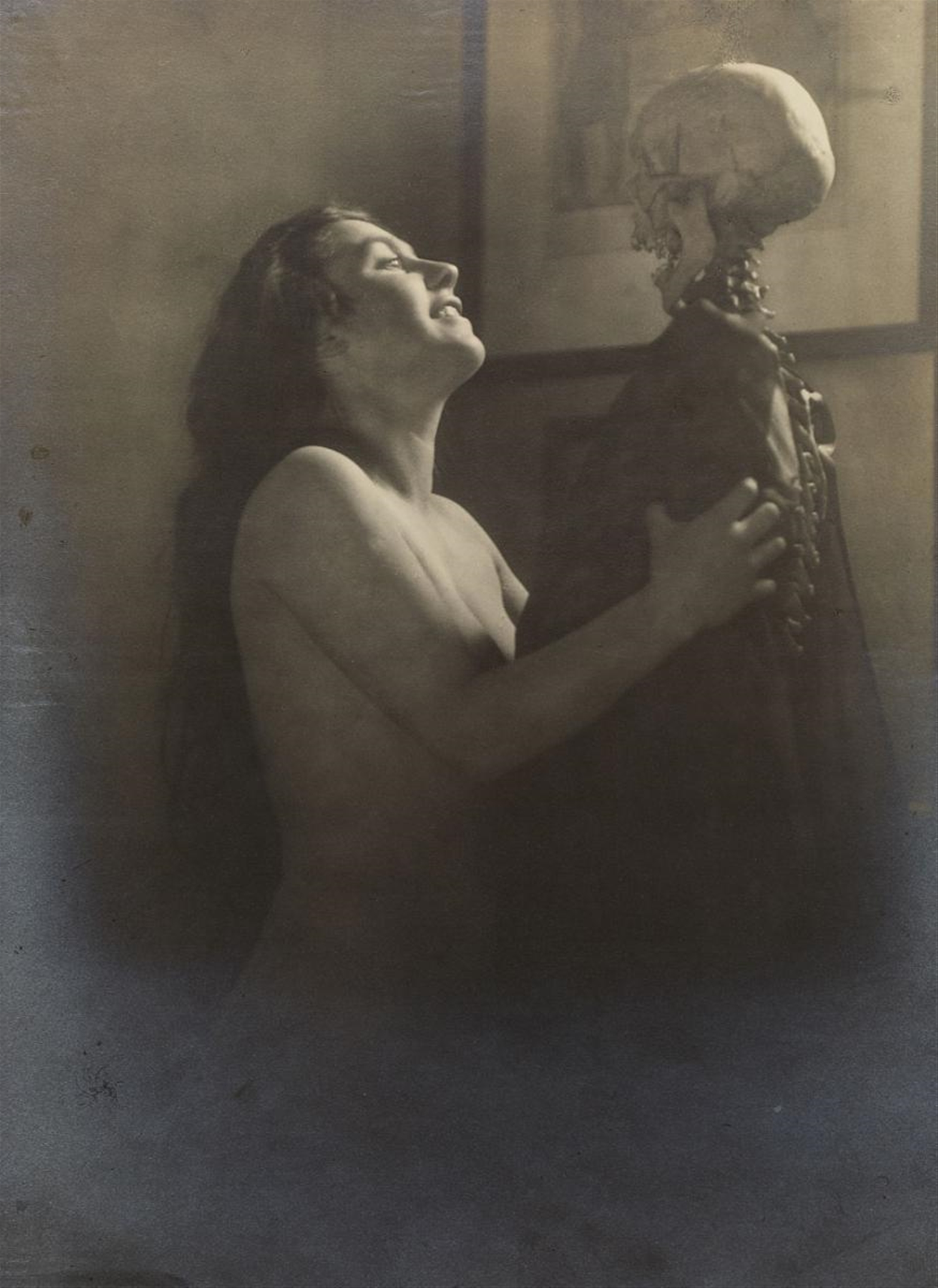Franz Fiedler skeleton nude 1920s