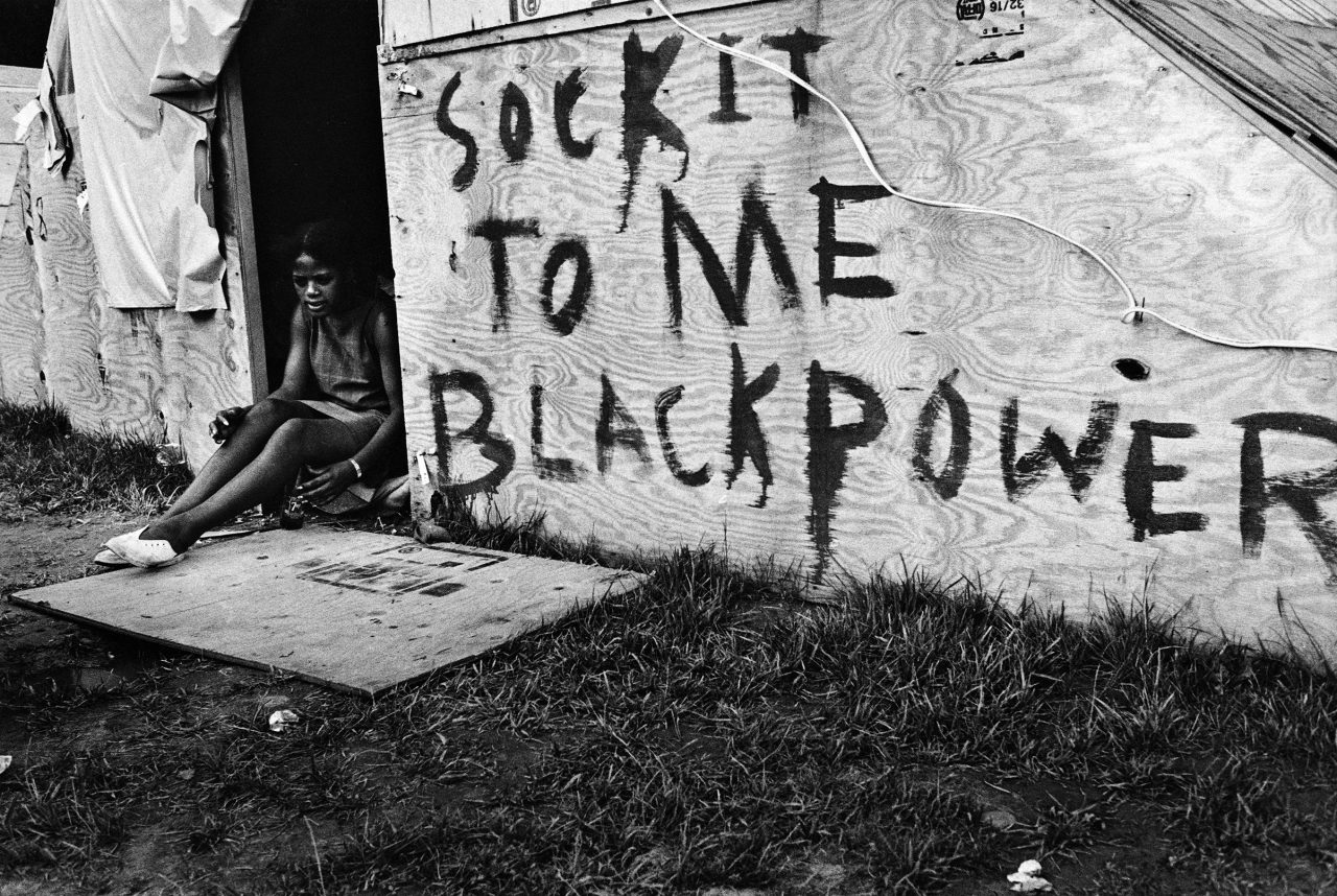 Resurrection City, Washington D.C., 1968. Jill Freedman, courtesy of Steven Kasher Gallery