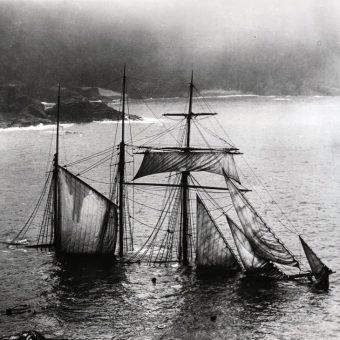 Incredible Photographs of Shipwrecks (1872 – 1997)
