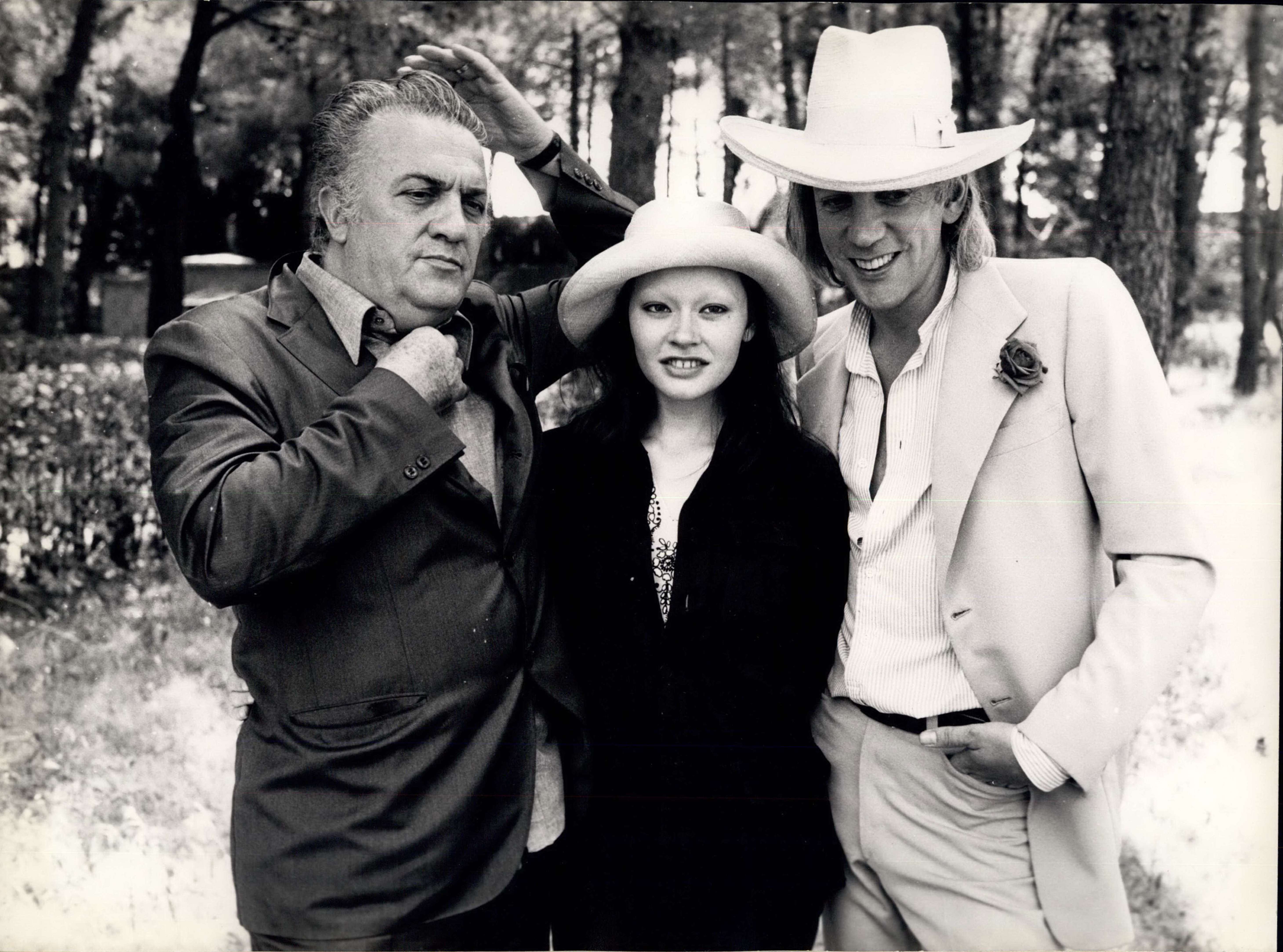 1973 - Director Director Federico Fellini Federico Fellini on film set of Casanova with Margareth Clementi and Donald Sutherland. 1973