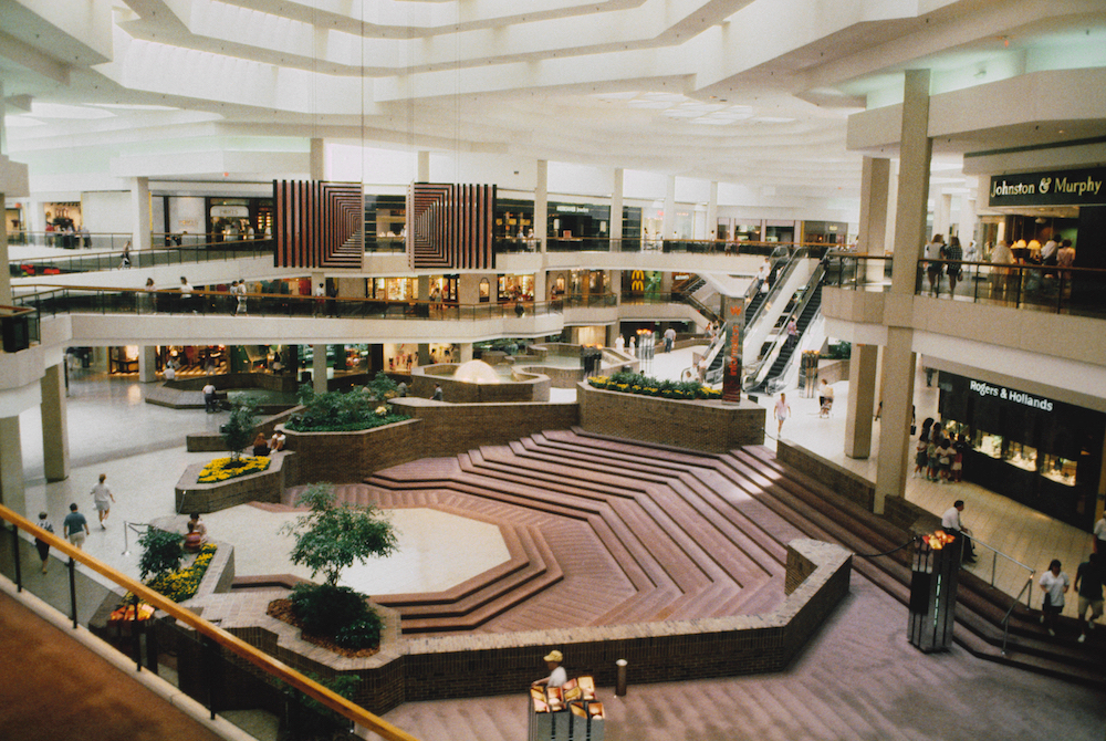 1989 America's malls 