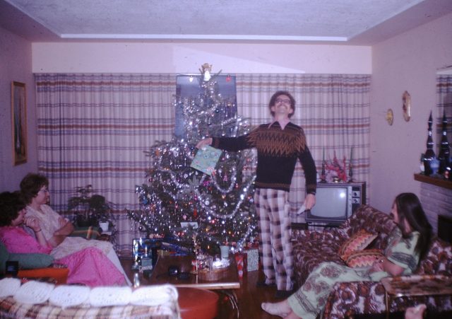 Found Photos of A Mid-Century Family Christmas - Flashbak