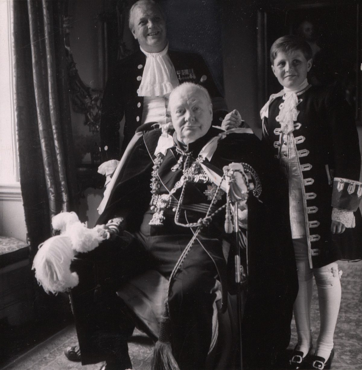 Sir Winston Churchill, Toni Frissell, grandsons, 1950s