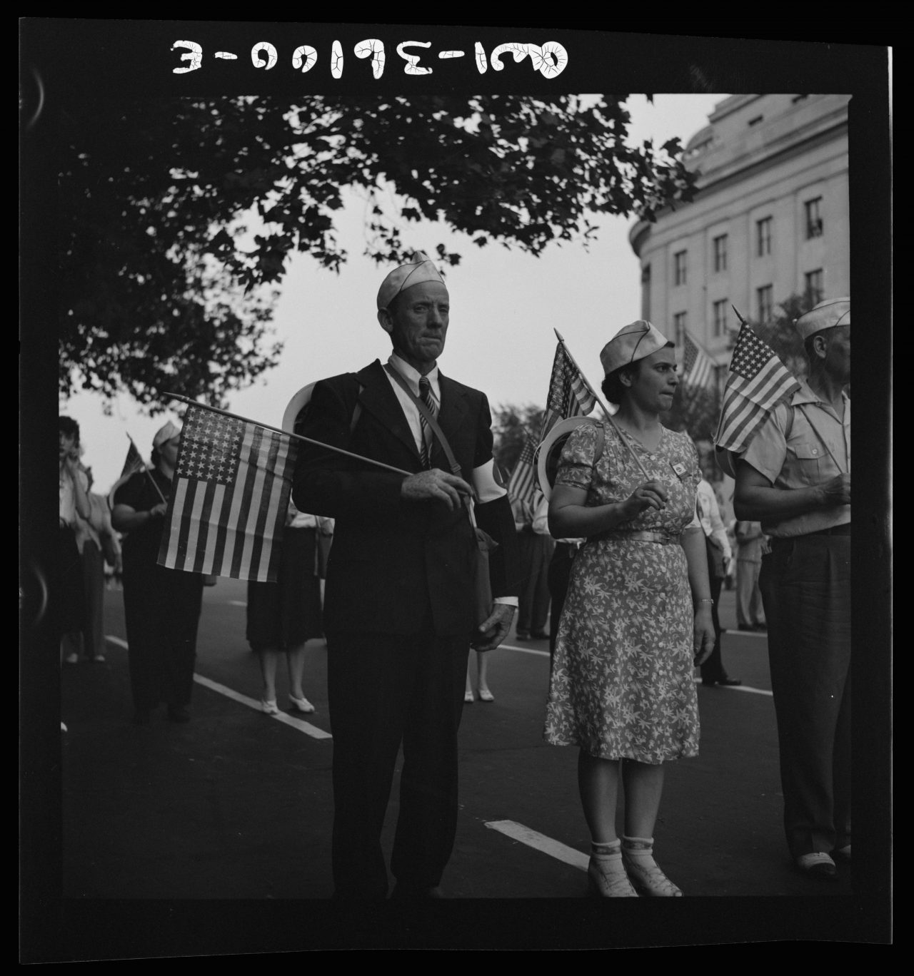 washington Dc war parade 1940s Esther Bubley office of war information