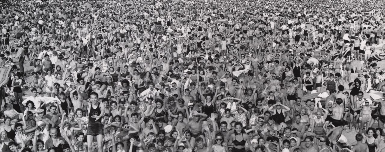 Weegee (1899-1968), [Afternoon crowd at Coney Island, Brooklyn], July 21, 1940