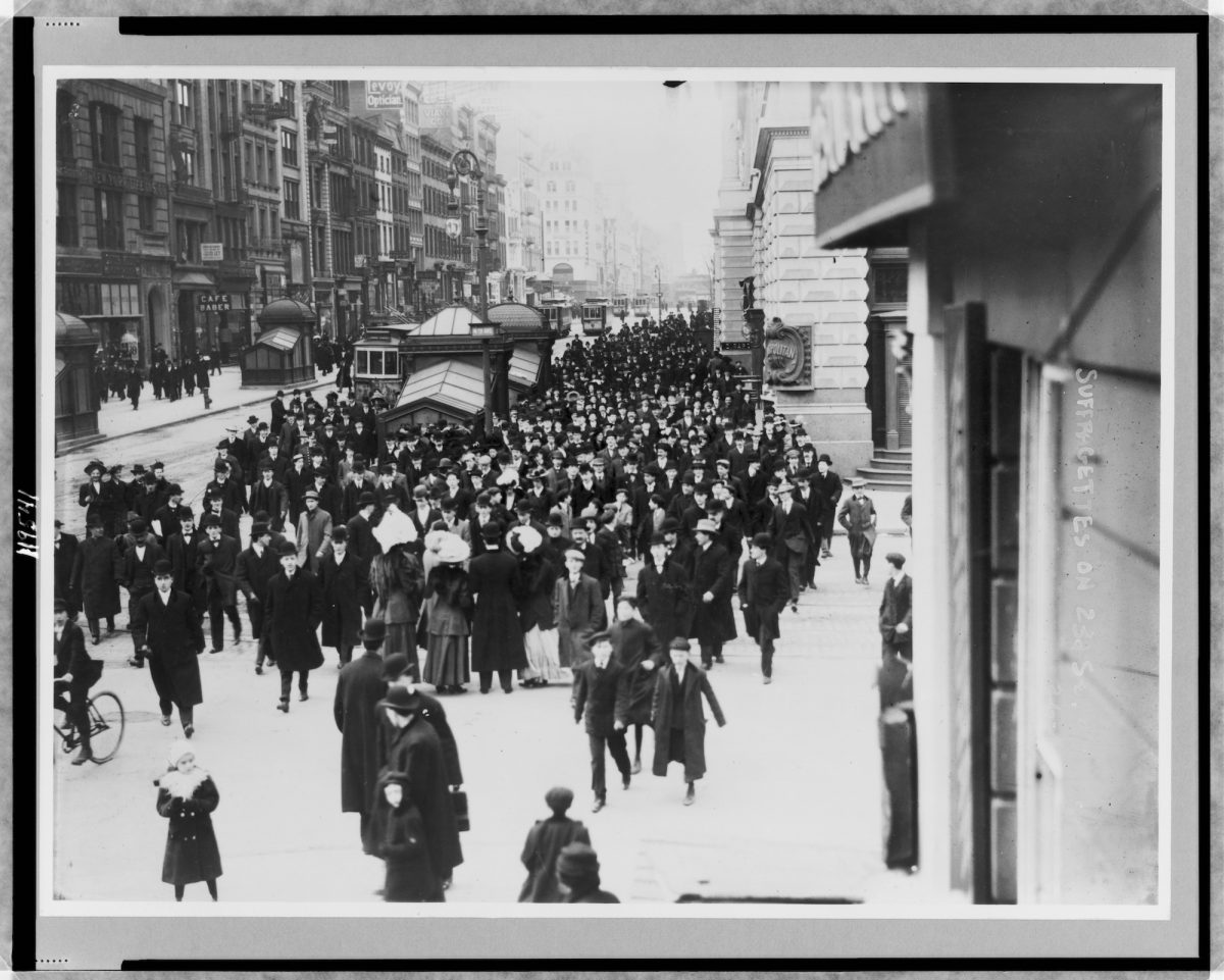itle: New York, N.Y.--Suffragettes on 23rd Street Date Created/Published: 1908 Feb. 16.