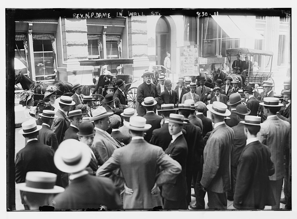 Title: Rev. Dame speaking to crowd on Wall St., New York Creator(s): Bain News Service, publisher Date Created/Published: [no date recorded on caption card]