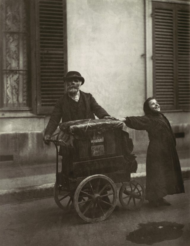 Eugene Atget - The Photographer who Walked Fin de Siècle Paris - Flashbak