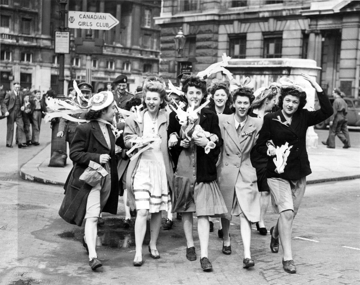 This Is Your Hour The Party That Ended All Parties British Ve Day Celebrations Flashbak